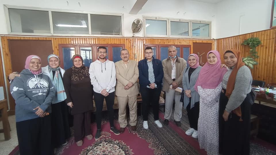 the first meeting of the Student Union was held in the college under the supervision of Prof. Dr. Sherif Sabry, Dean of the Faculty, Prof. Dr. Rushdi Eid, Vice Dean for Education and