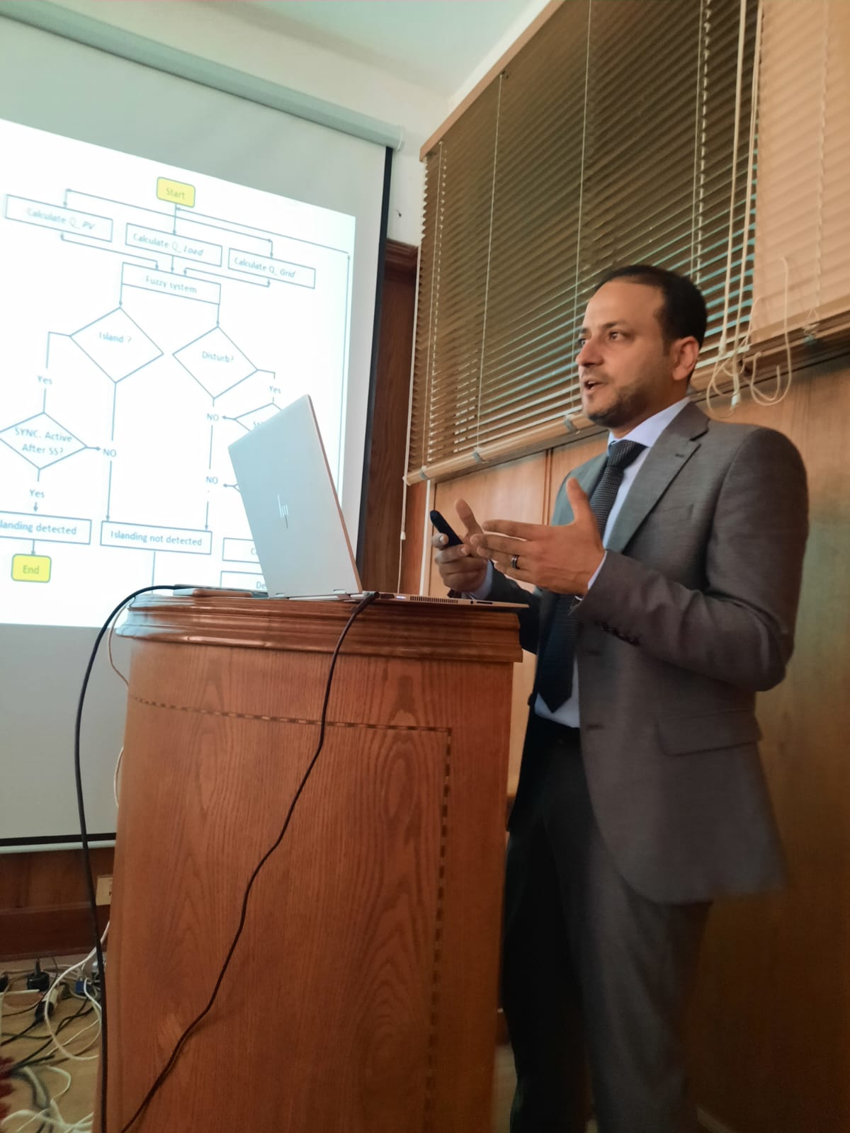 مناقشة رسالة الدكتوراه للمهندس/ ياسر أحمد شوقى الشريف