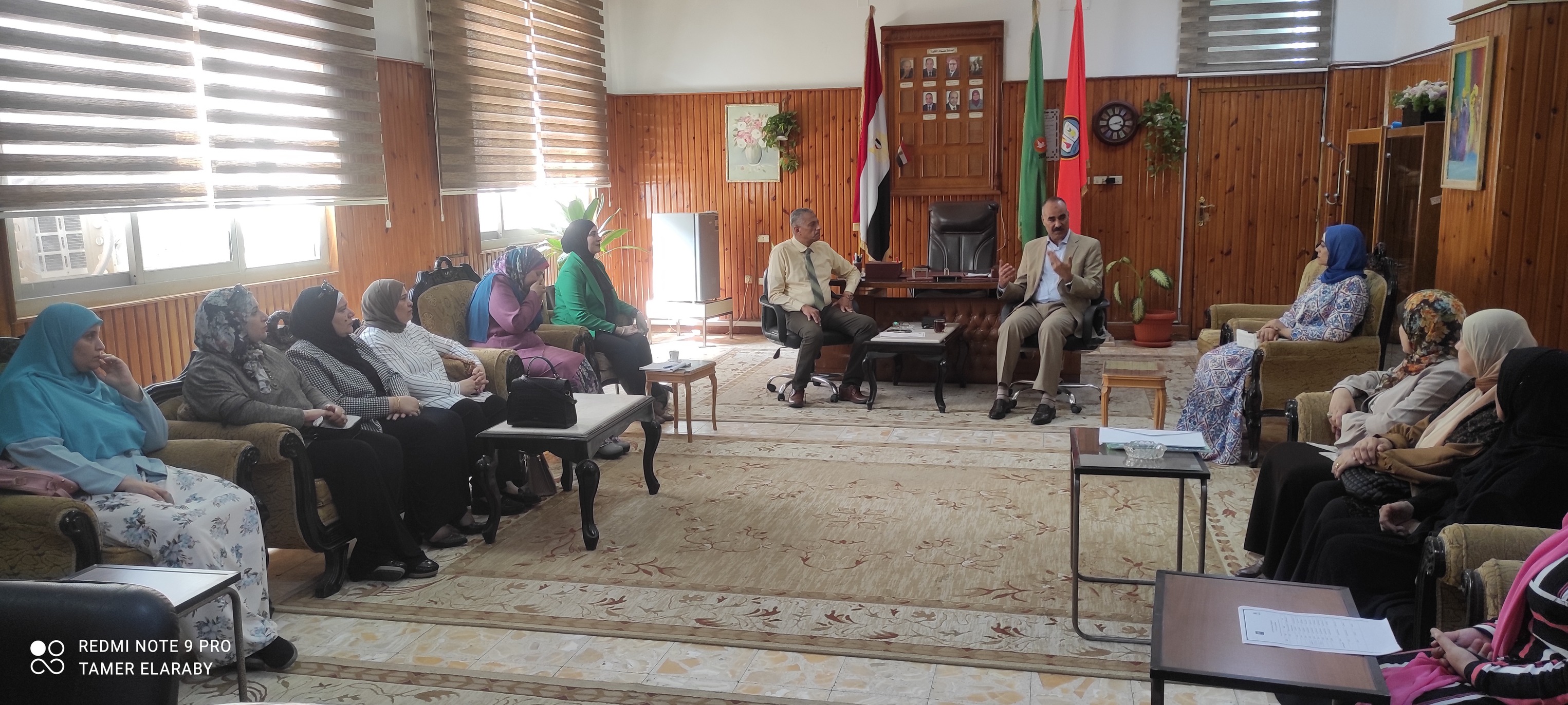 Activities of the meeting between Mr. Prof. Dr. Dean of the College, Essam Abdel Hafez Boudi, and Mr. Mr. Mahmoud Al-Fouly, Undersecretary of the Ministry of Education in Menoufia, regarding discussing the subject of practical education for home economics in the schools of Menoufia Governorate.