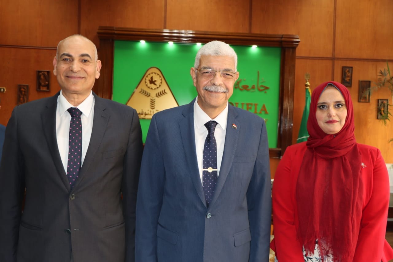 الدكـتـورة رانـيـا عـزمـي وكـيـلاً لشئـون خـدمـة المجتمـع و تنمـيـة البيـئـة بطـب المنـوفـيـة