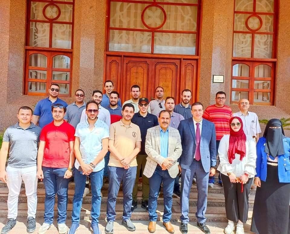 قافلة جامعة المنوفية الطبية توقع الكشف الطبي على 1500 مريض بمحافظة شمال سيناء