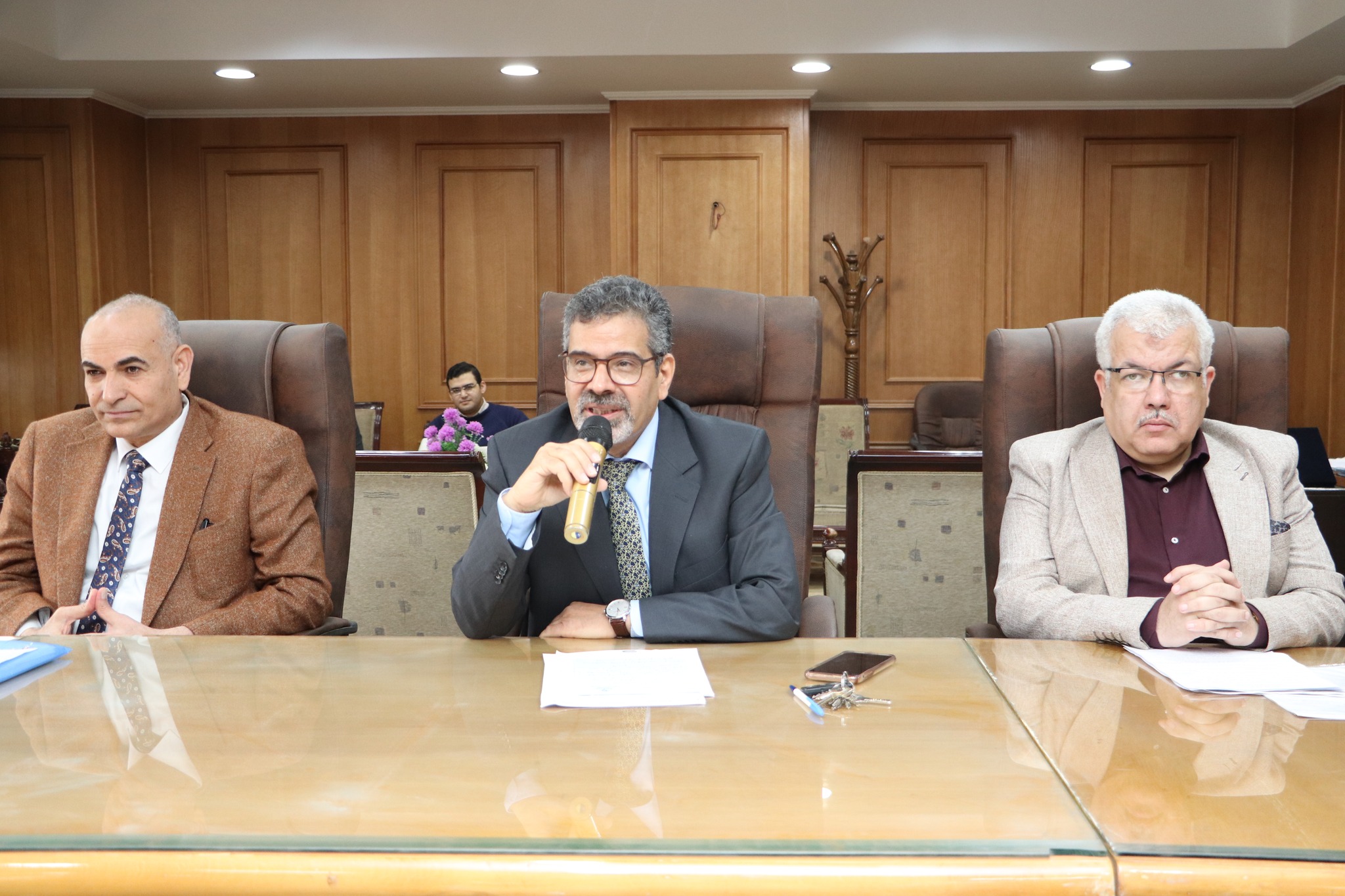 مجلـس كليـة طـب المنوفيـة يعقـد جلستـه الثامـنـة للعـام الجامعـى 2022/2023