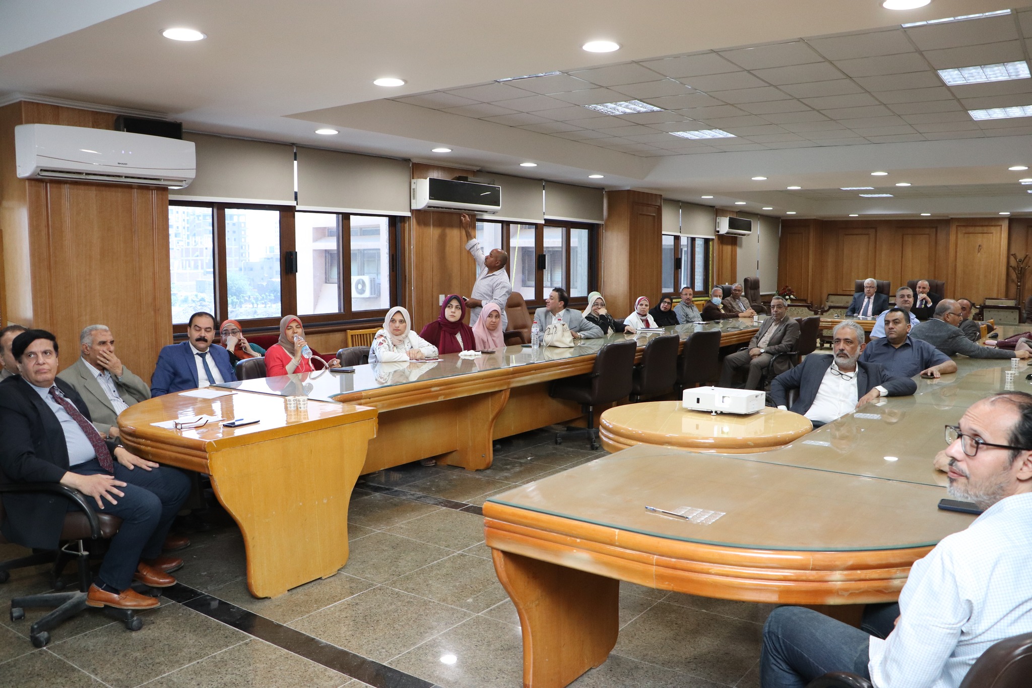 مجلـس كليـة طـب المنوفيـة يعقـد جلستـه العاشـرة للعـام الجامعـى 2022/2023