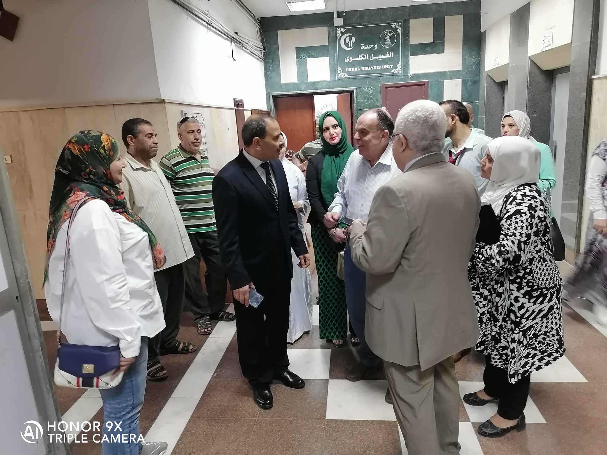 نائب رئيس الجامعة يتفقد وحدة معالجة المياه بوحدة الغسيل الكلوي بمستشفيات جامعة المنوفية
