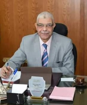  الدكتور أحمد القاصد نائب رئيس الجامعة للدراسات العليا والبحوث