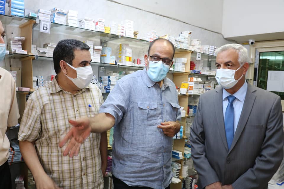 The President of Menoufia University visits the students’ hospital.