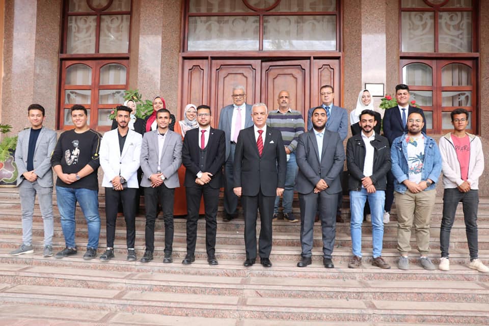 The President of Menoufia University congratulates the new Student Union Council for the academic year 2021/2022