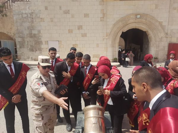 Menoufia University students visit the Military Museum