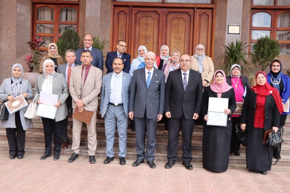 The President of Menoufia University honors the coordinators and work team of the Arab classification of universities at the university