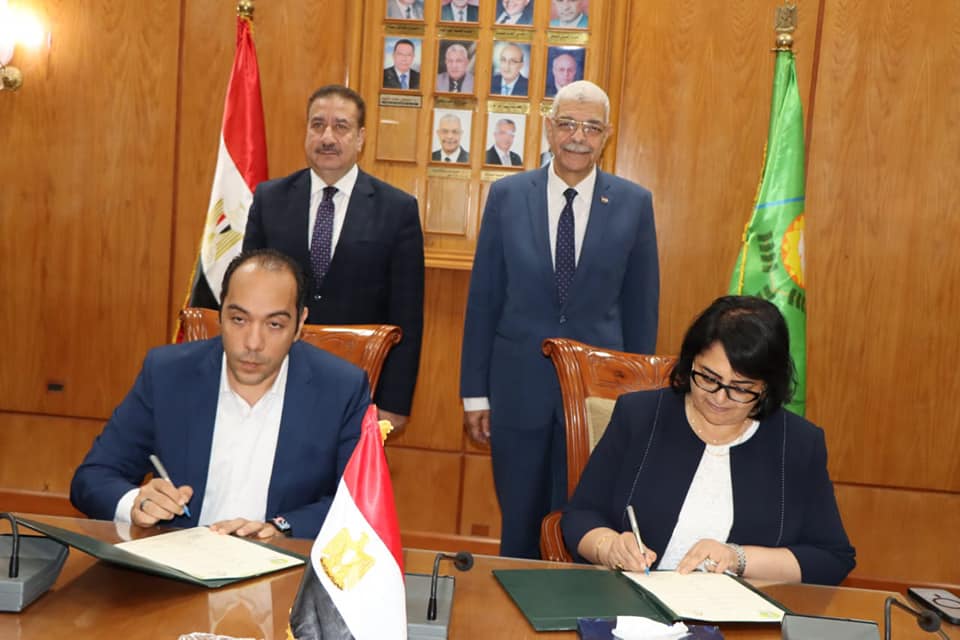El-Kased and the Governor of Menoufia witness the signing of a cooperation protocol to develop workers