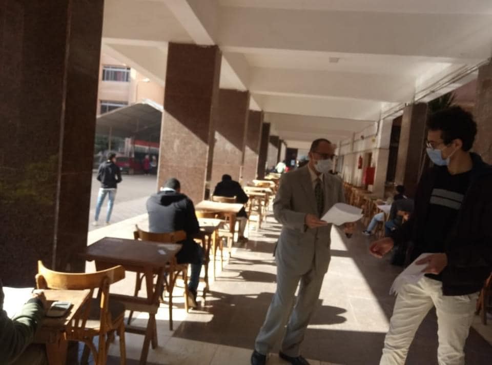 Dean of Electronic Engineering inspects the mid-term exams for the first semester