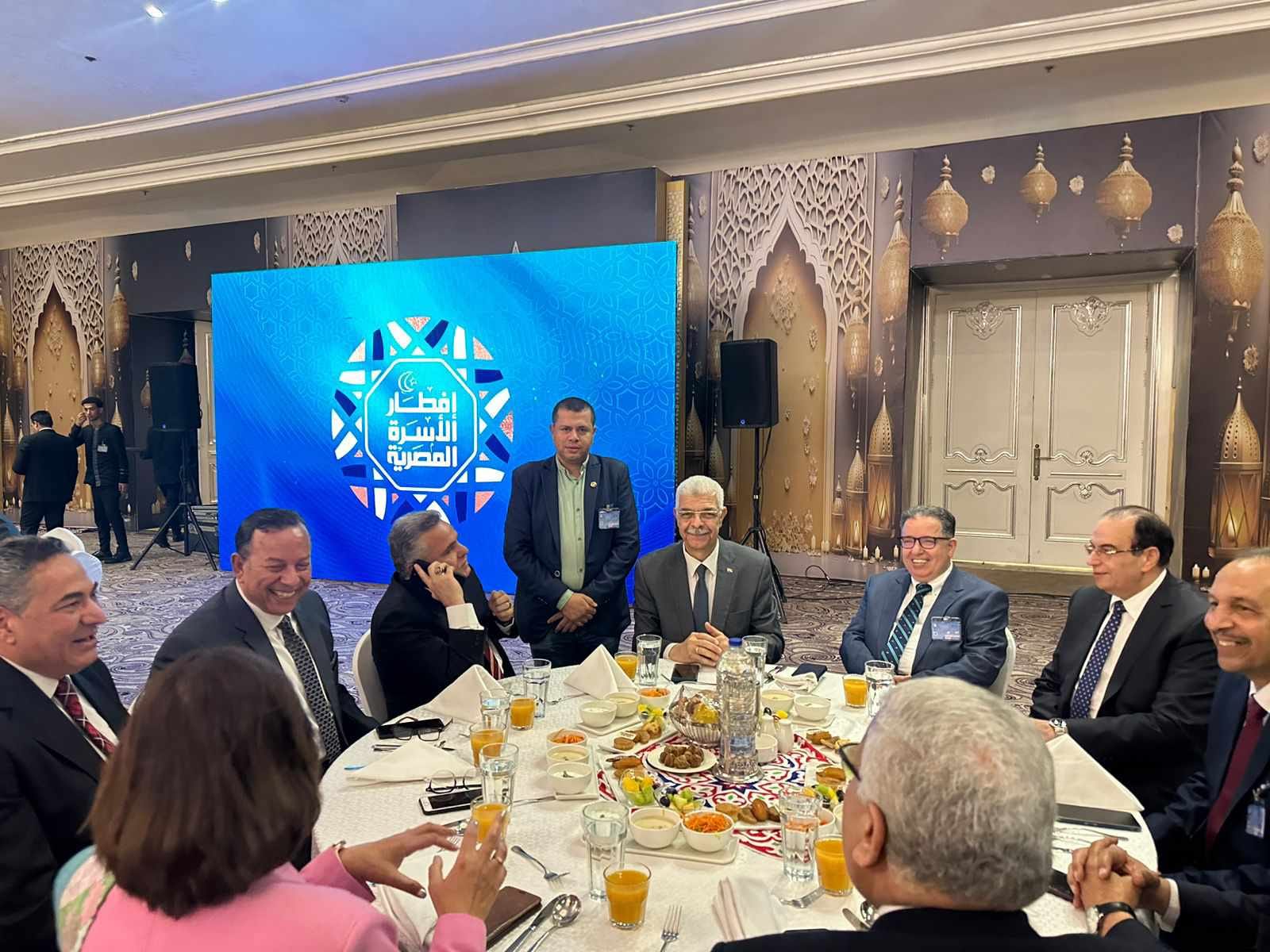 In the presence of the President of the Republic, the President of Menoufia University participates in the Egyptian family’s Iftar celebration