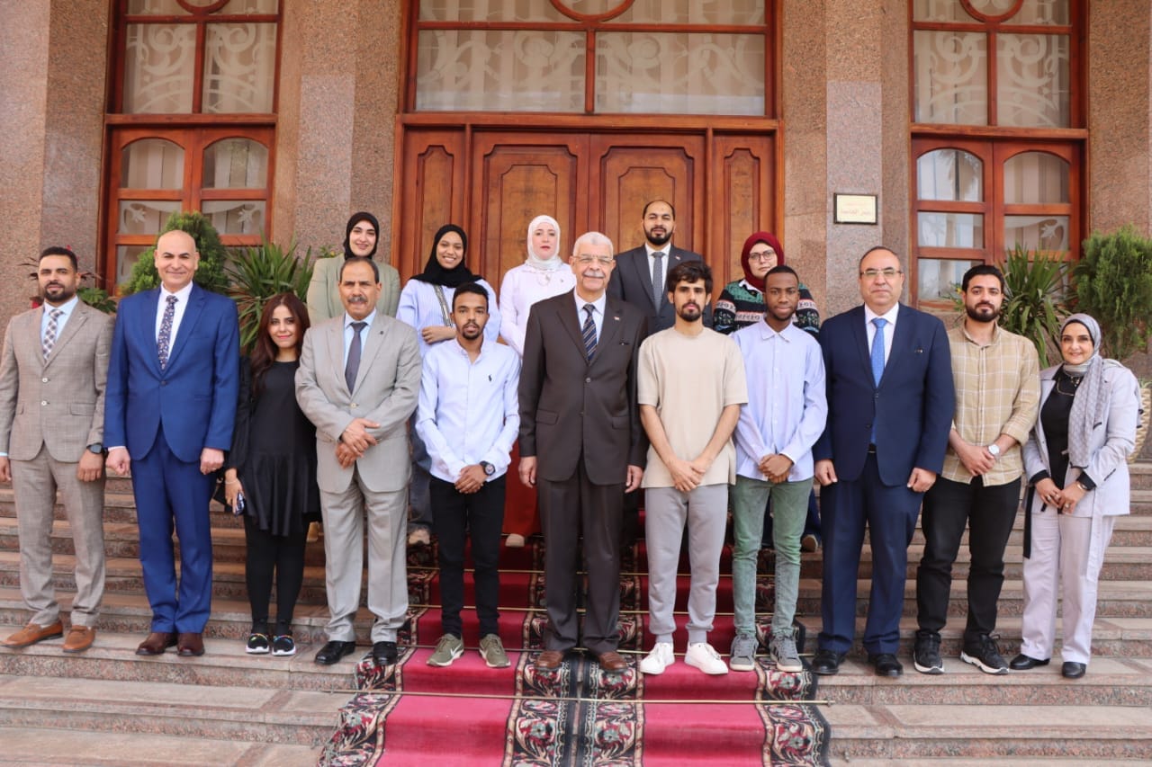 The President of Menoufia University honors the distinguished international students participating in organizing the Peoples’ Forum