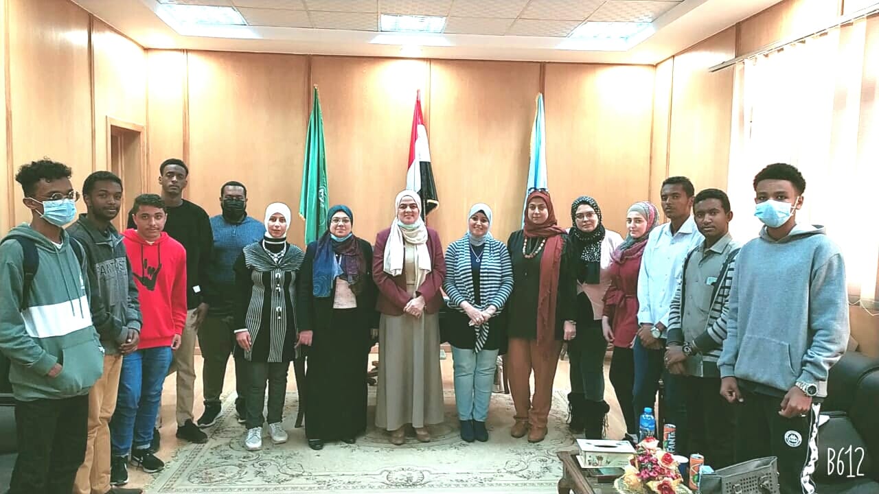The meeting of the general coordinator of the arrivals at Menoufia University with the new arrivals at the College of Applied Health Sciences Technology