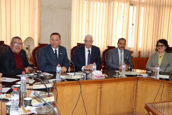 The President of Menoufia University attends the meeting of the Board of Directors of the University Graduates Welfare Association