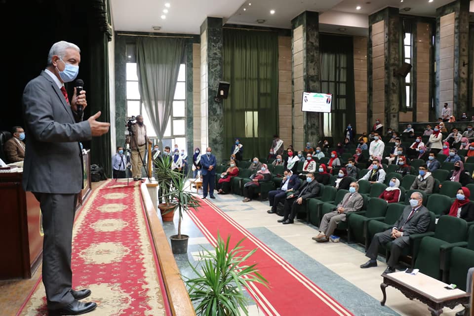 Menoufia University President inaugurates a series of awareness and educational seminars for students