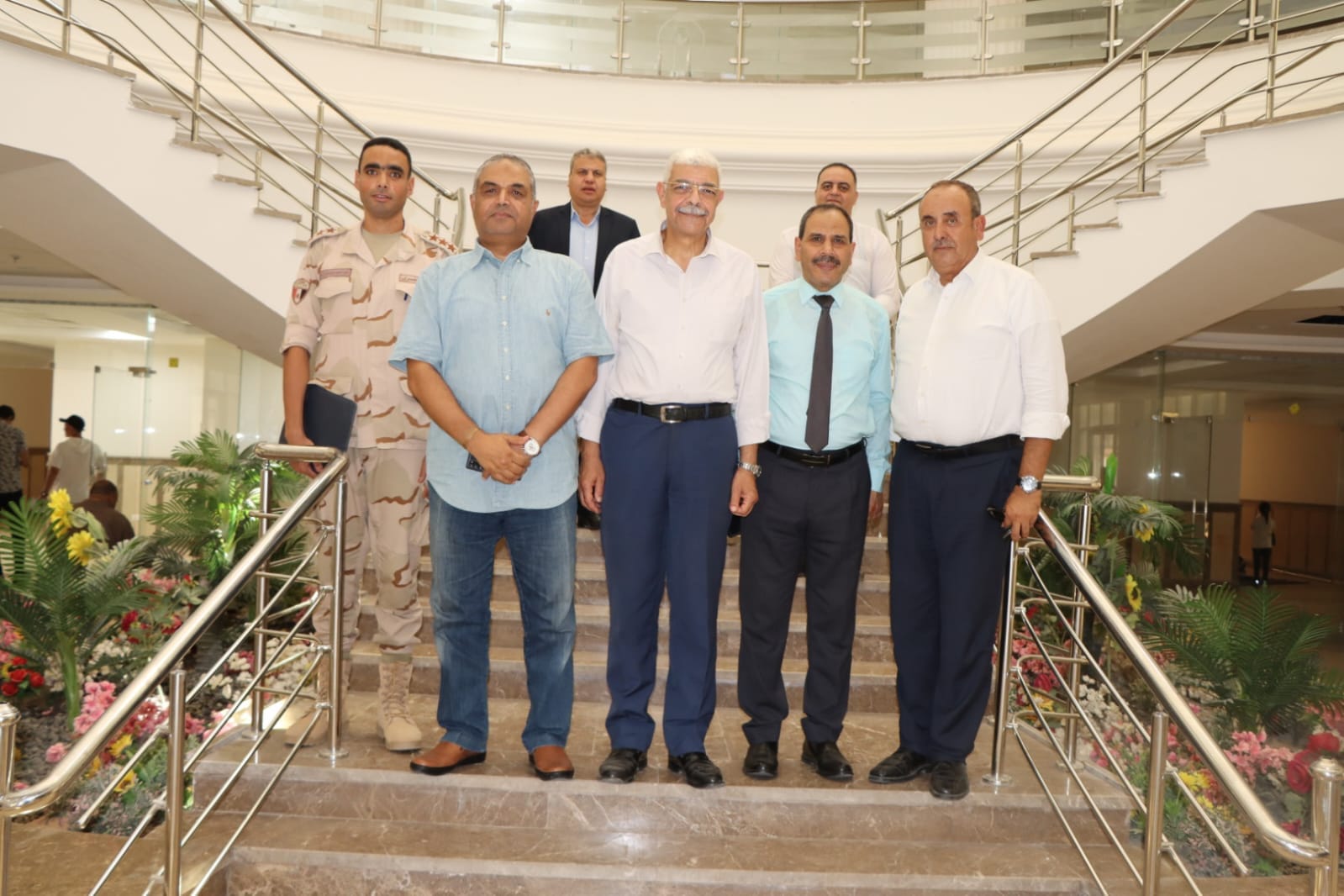 The President of Menoufia University meets with the Assistant Minister of Higher Education and Scientific Research for National Projects