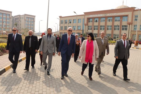 El-Kased visits Menoufia National University, follows up on the regularity of studies, and stresses the importance of completing the mechanization of the work system.
