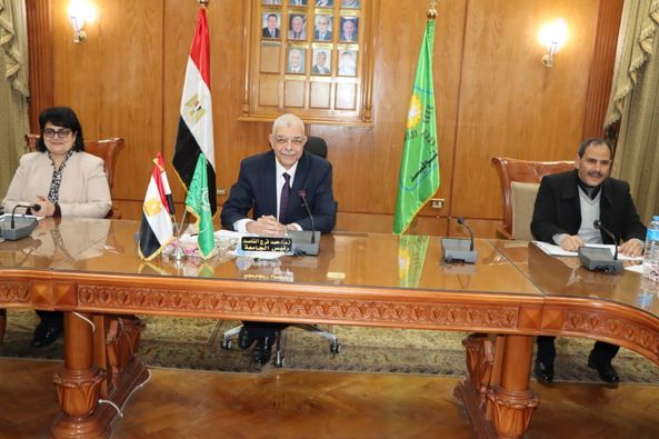 The President of Menoufia University meets with the Board of Directors of the Center for Strategic Studies and Leadership Development